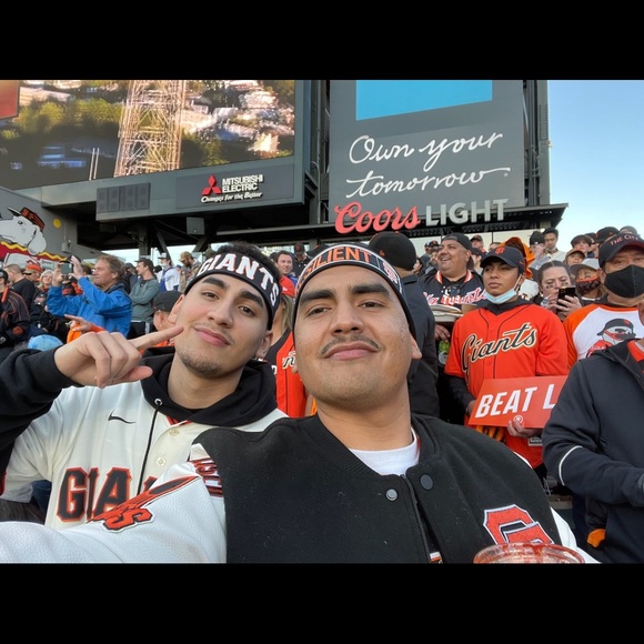 Custom Giants Bandanas - Picture 4 of 5